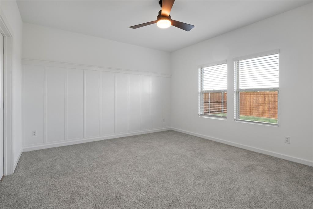 2113 Maple Ridge Drive, Van Alstyne, TX 75495