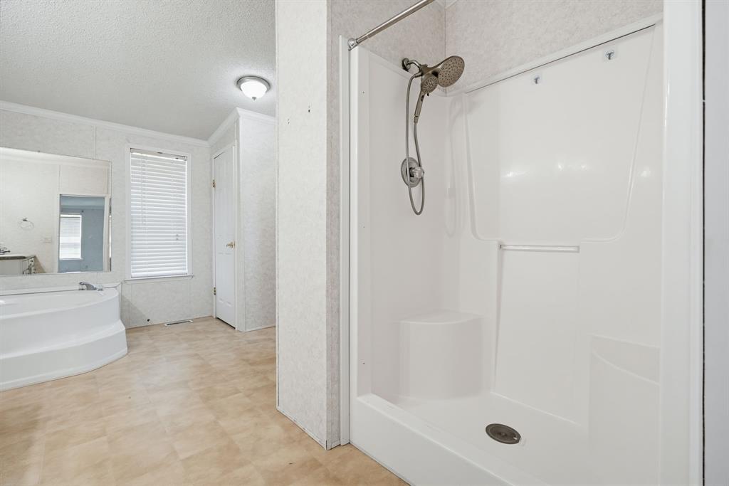 9413 Alabama Street, Joshua, TX 76058
