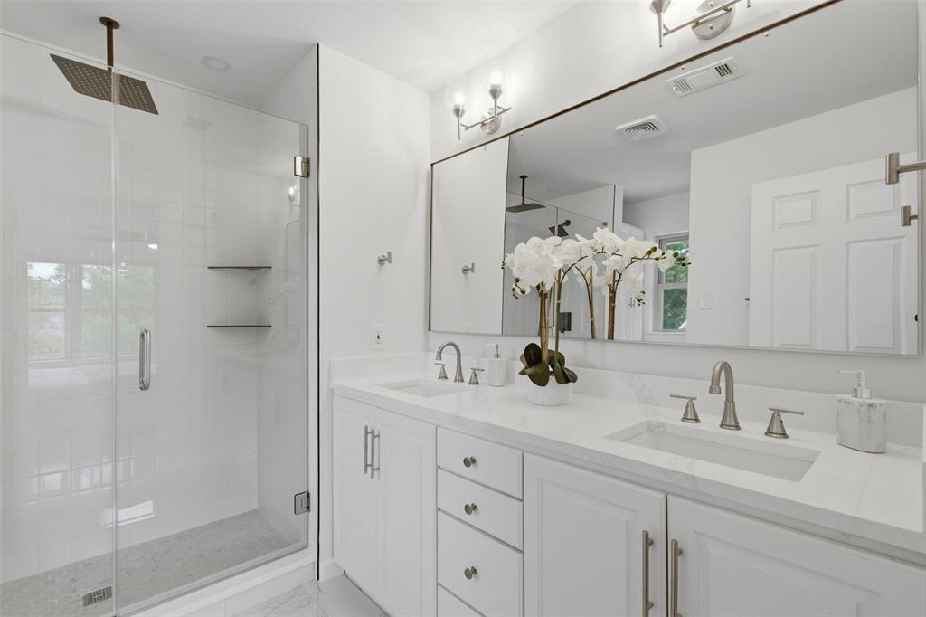 605 Thompson Drive, Richardson, TX 75080