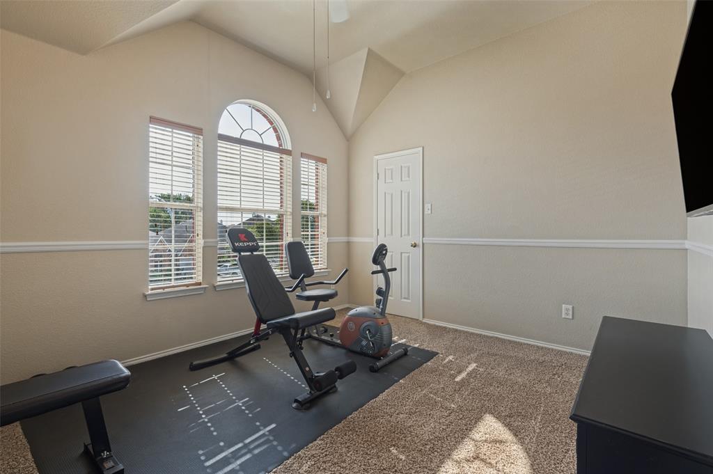7929 Stansfield Drive, Fort Worth, TX 76137