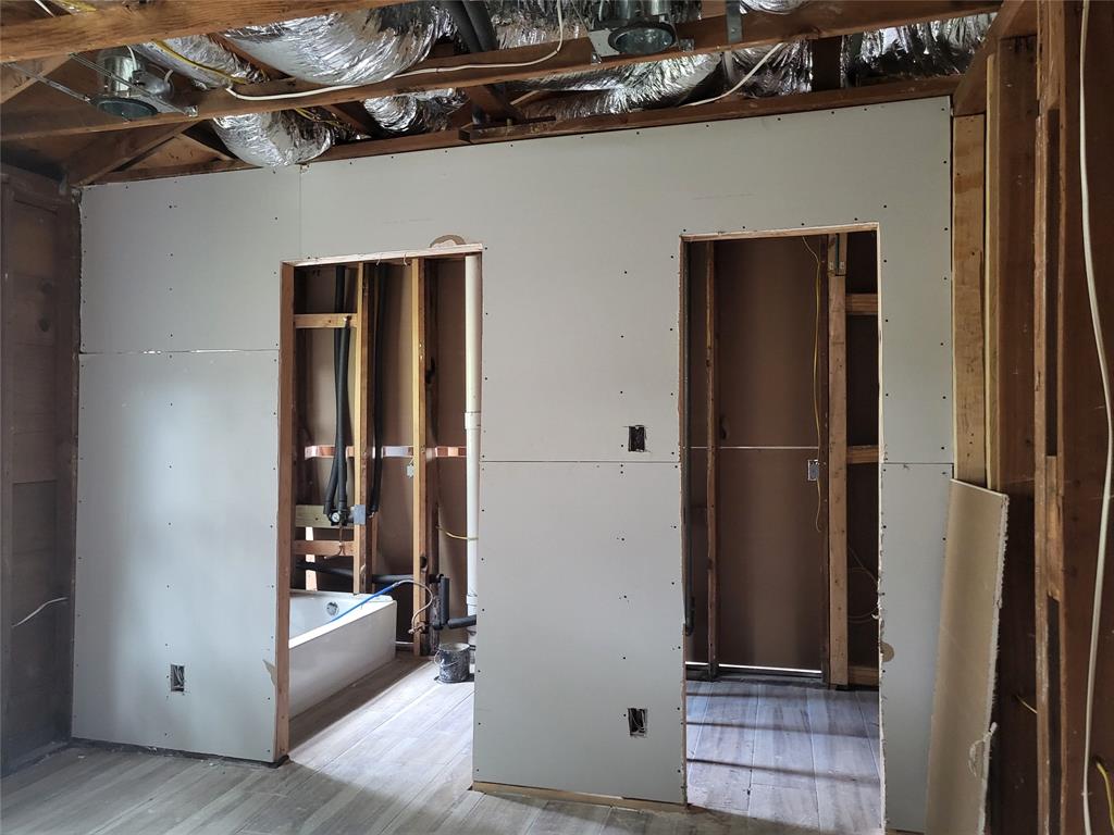 Primary Bedroom bathroom