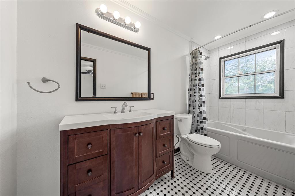 5713 Roberts Drive, Waco, TX 76710
