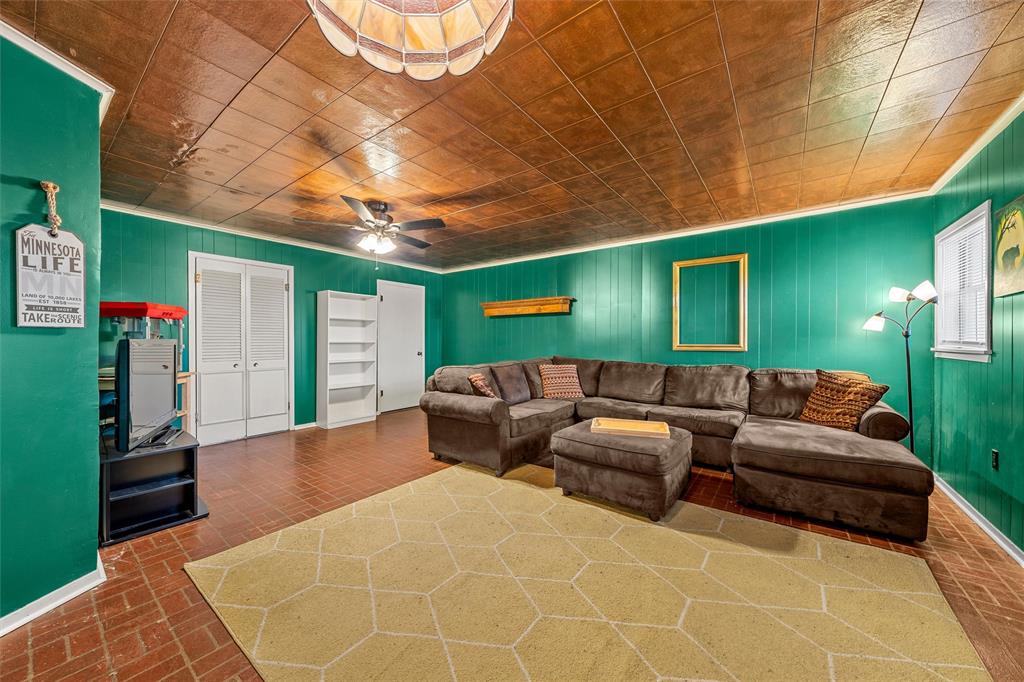 5713 Roberts Drive, Waco, TX 76710