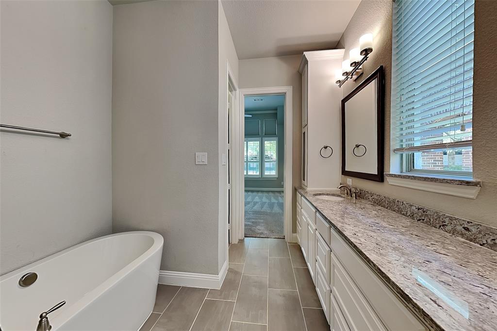 7801 Avondale Drive, McKinney, TX 75070