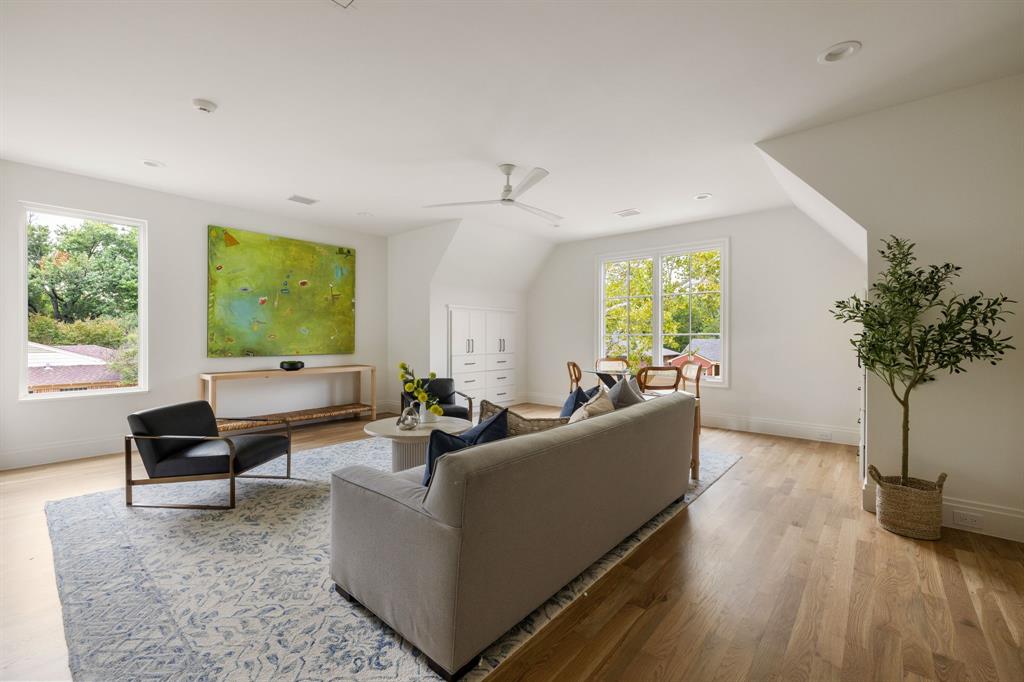 7158 Dalewood Lane, Dallas, TX 75214