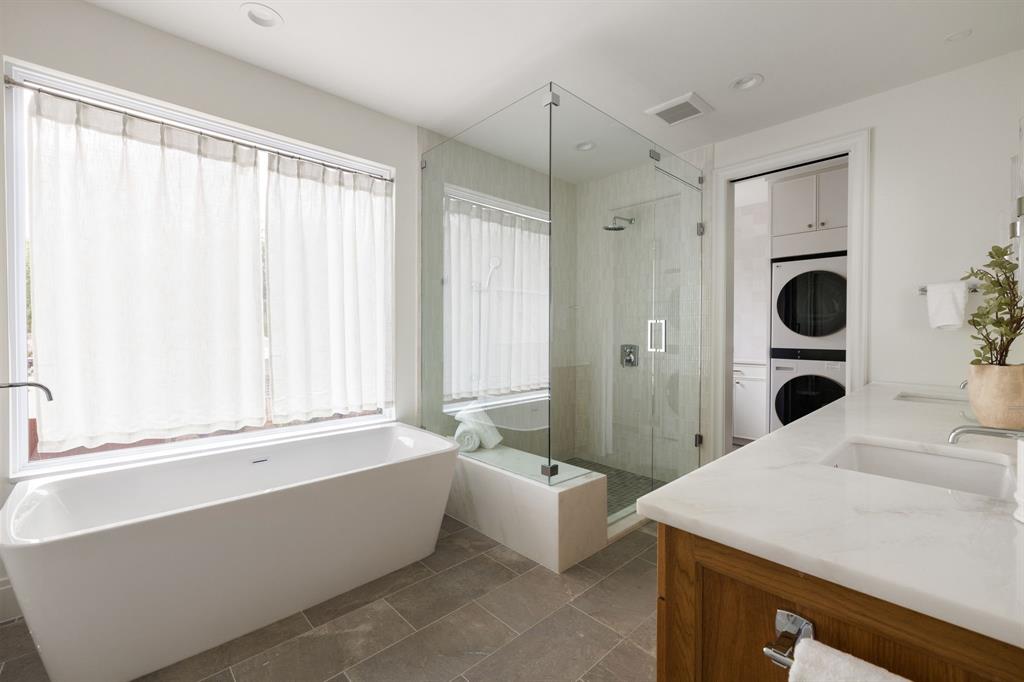 7158 Dalewood Lane, Dallas, TX 75214