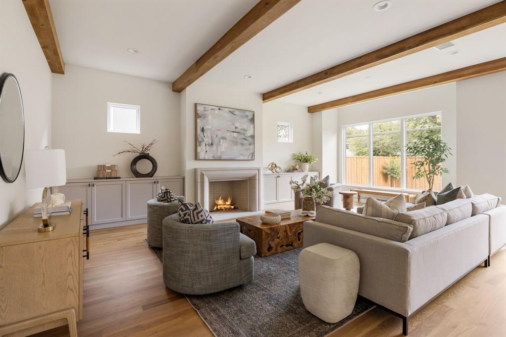 7158 Dalewood Lane, Dallas, TX 75214