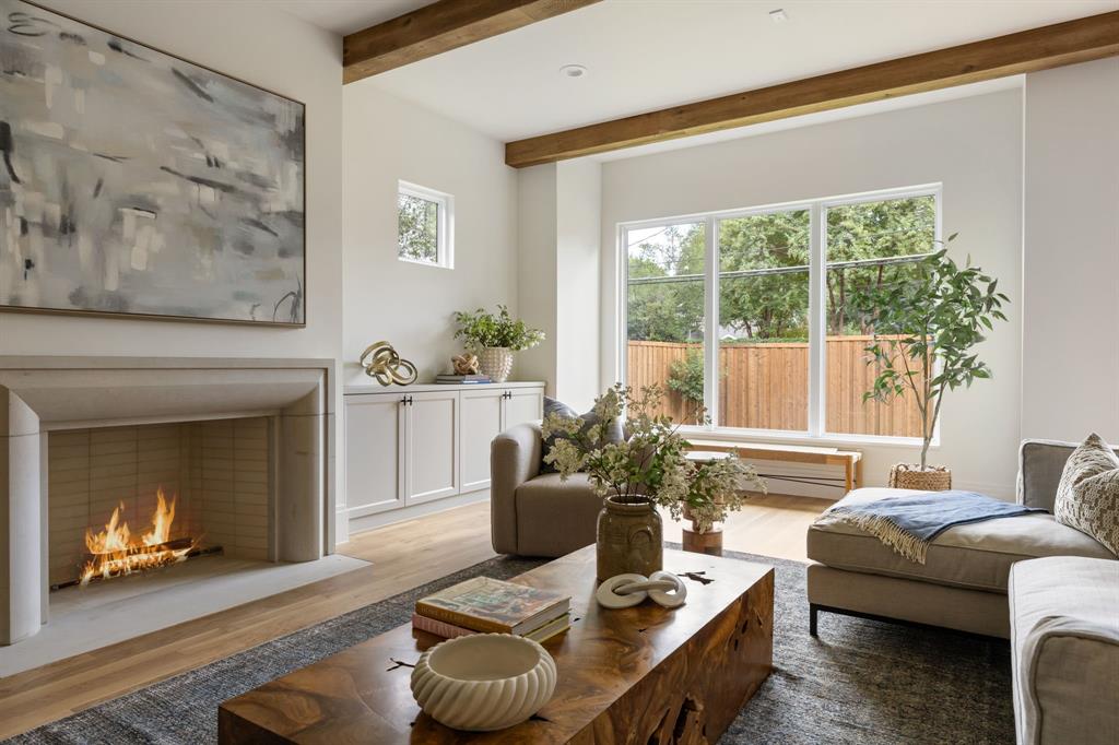 7158 Dalewood Lane, Dallas, TX 75214