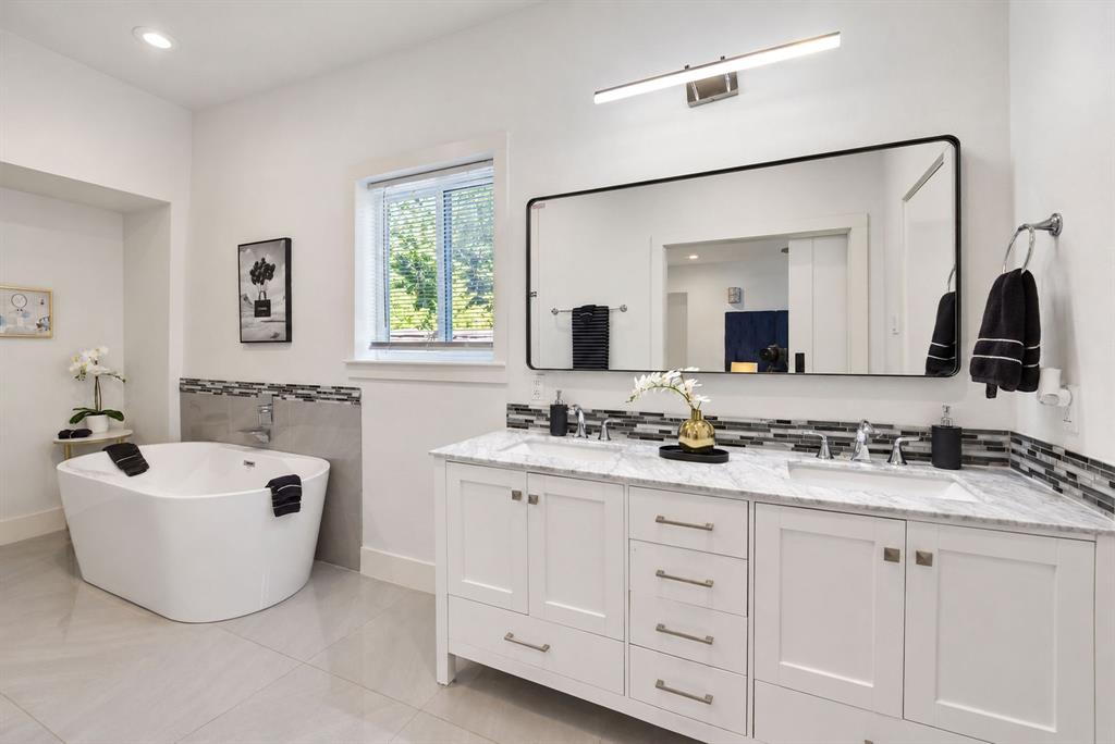 7326 Spring Valley Road, Dallas, TX 75254