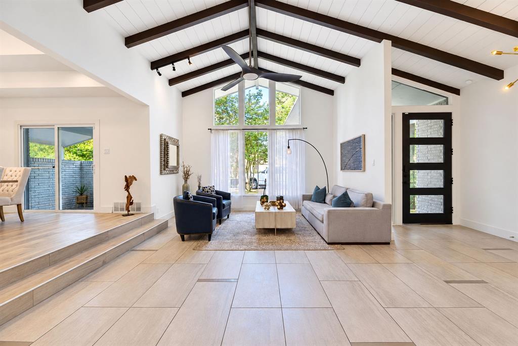 7326 Spring Valley Road, Dallas, TX 75254