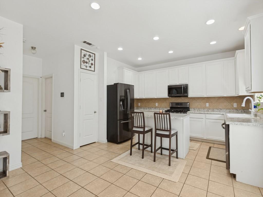 810 Grove Drive, Garland, TX 75040