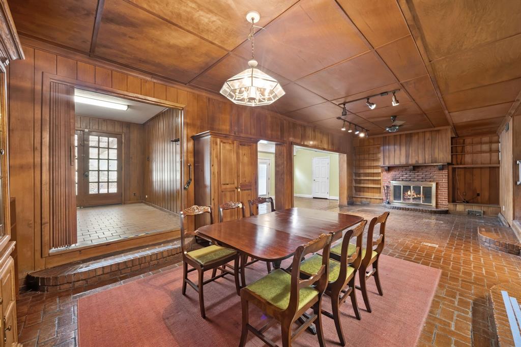 1513 Francis Street, Carrollton, TX 75006