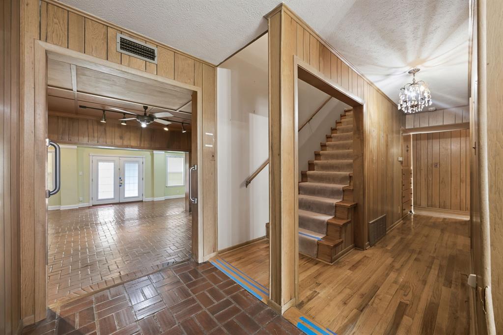 1513 Francis Street, Carrollton, TX 75006