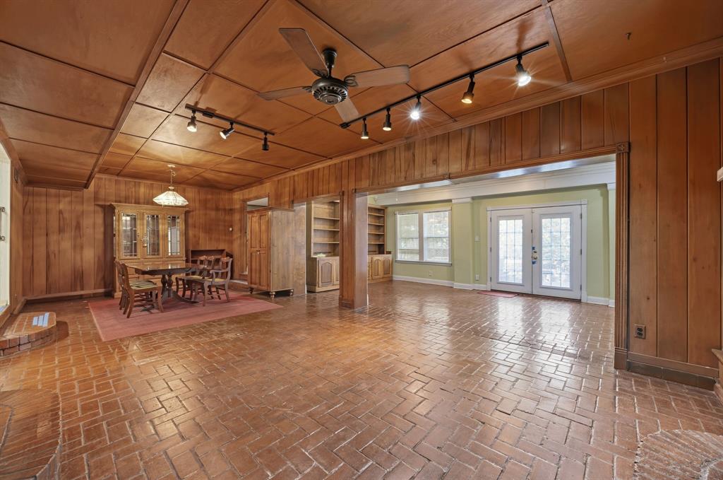 1513 Francis Street, Carrollton, TX 75006