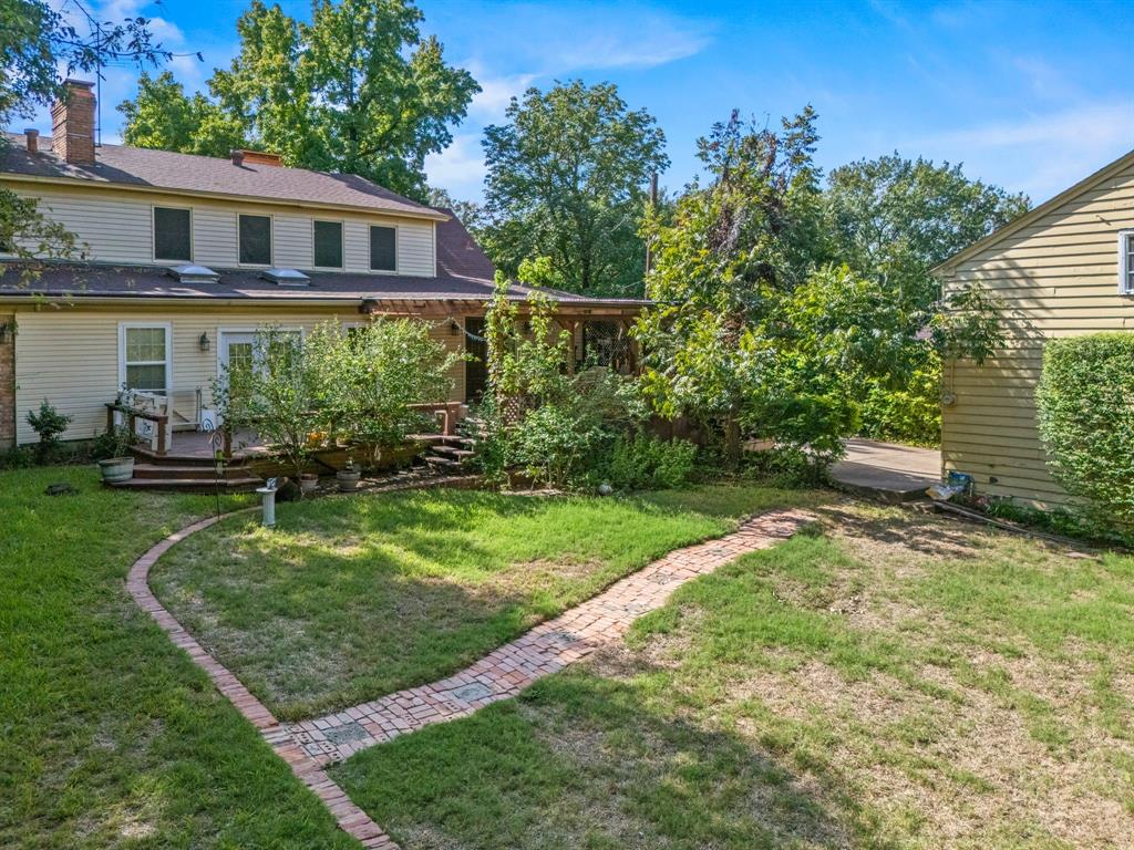 1513 Francis Street, Carrollton, TX 75006