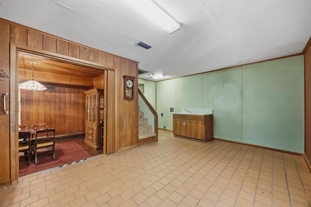 1513 Francis Street, Carrollton, TX 75006