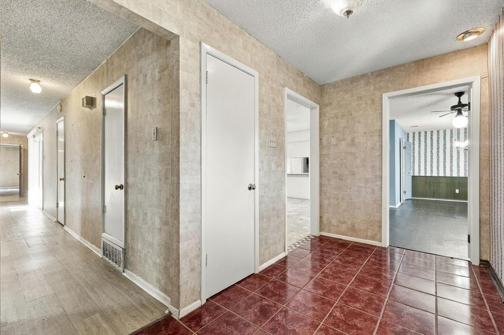 1110 Tipton Road, Irving, TX 75060