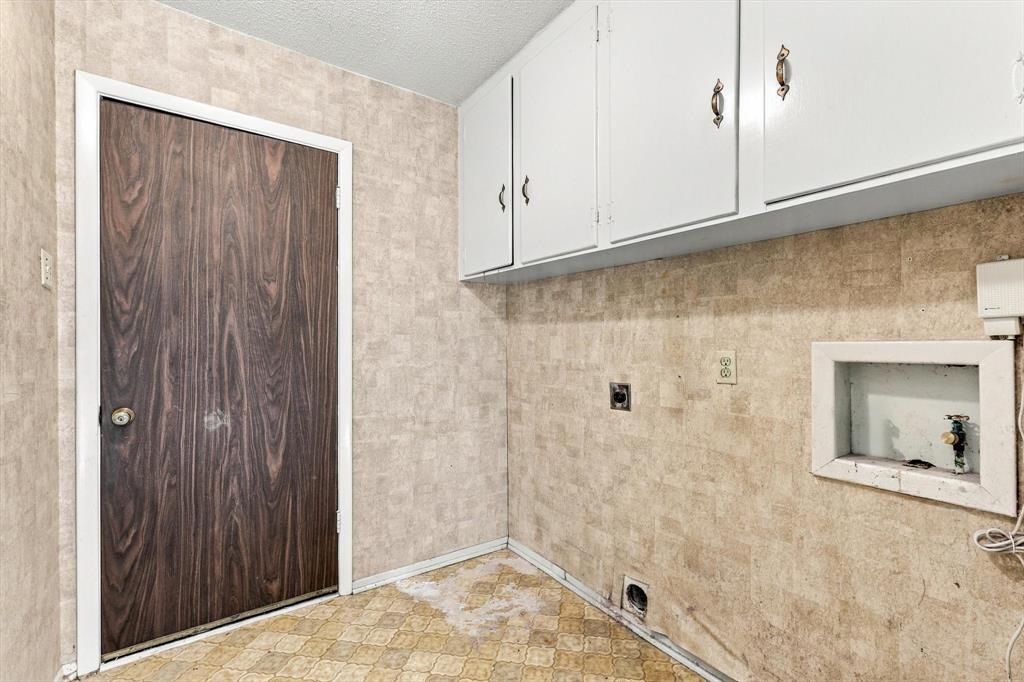 1110 Tipton Road, Irving, TX 75060