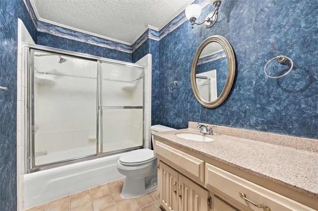 741 S 1st Street, Hewitt, TX 76643