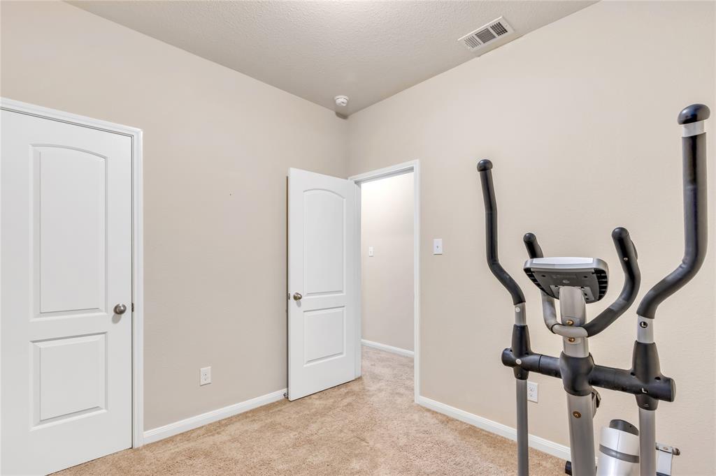 1401 Park Trails Boulevard, Princeton, TX 75407