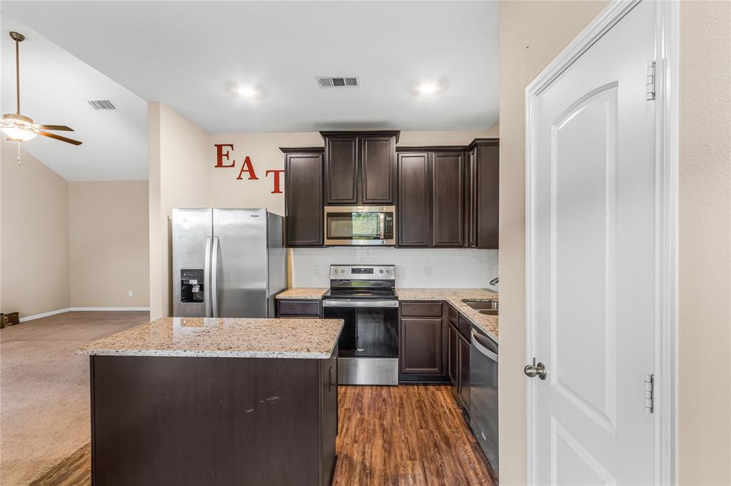 1401 Park Trails Boulevard, Princeton, TX 75407