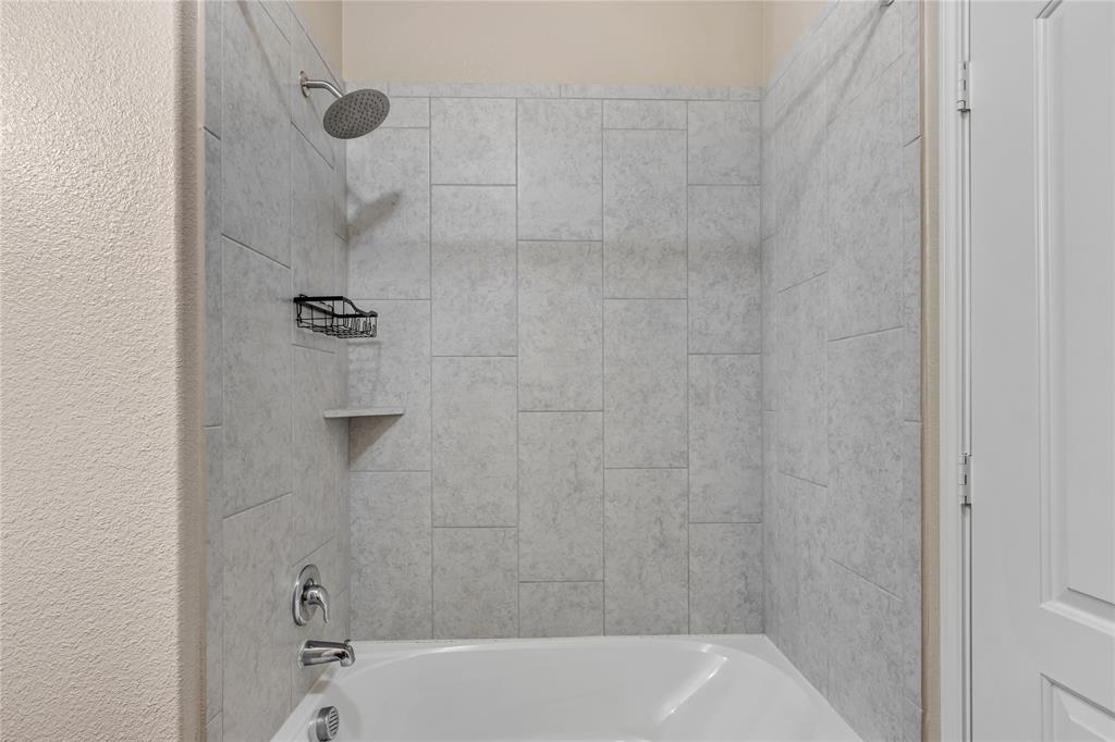 1401 Park Trails Boulevard, Princeton, TX 75407