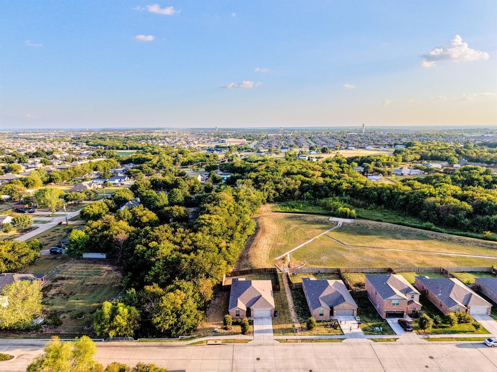1401 Park Trails Boulevard, Princeton, TX 75407