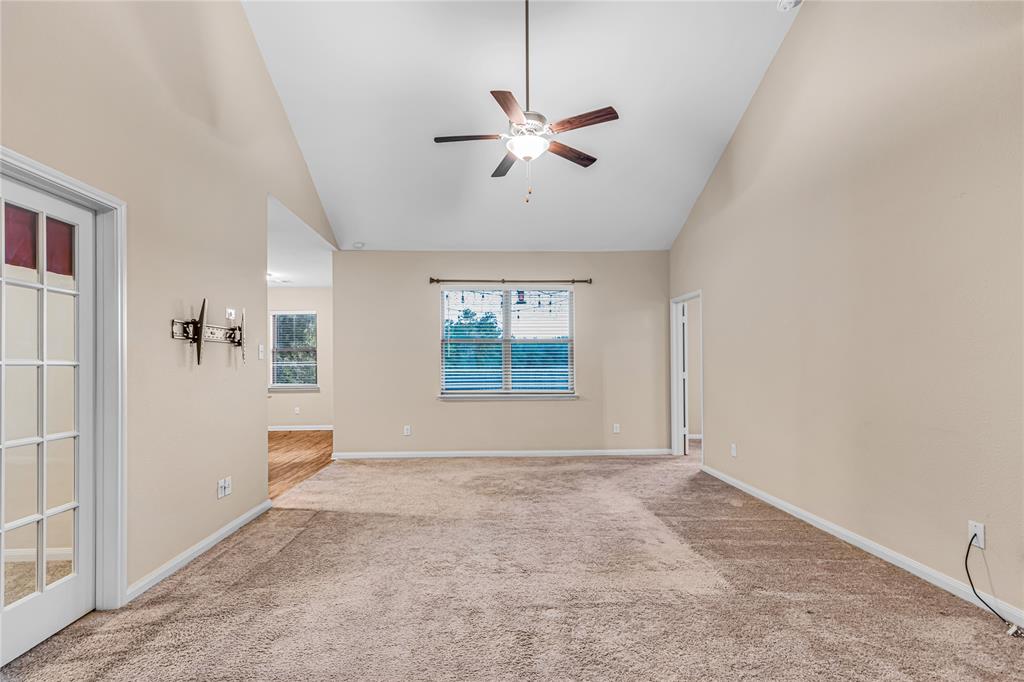 1401 Park Trails Boulevard, Princeton, TX 75407