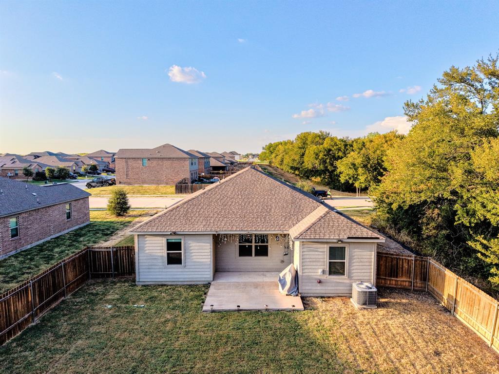 1401 Park Trails Boulevard, Princeton, TX 75407