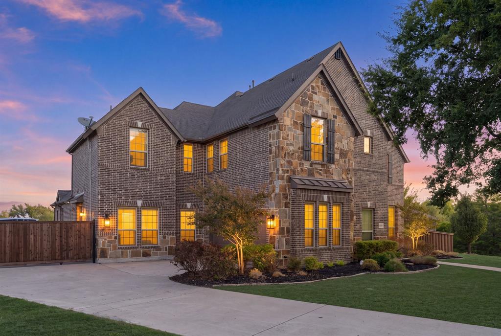 Fantastic Lot! Backing up to a green belt and privacy abounds. Fantastic Lot! Backing up to a green belt and privacy abounds.