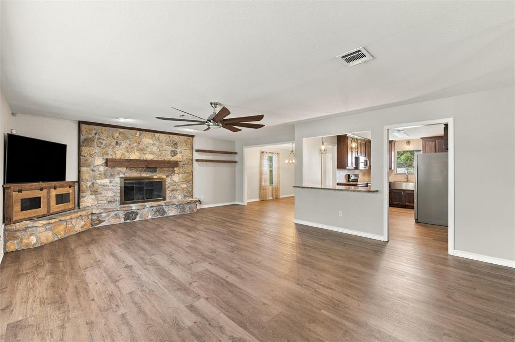 350 Jon Street, Lorena, TX 76655 350 Jon Street, Lorena, TX 76655
