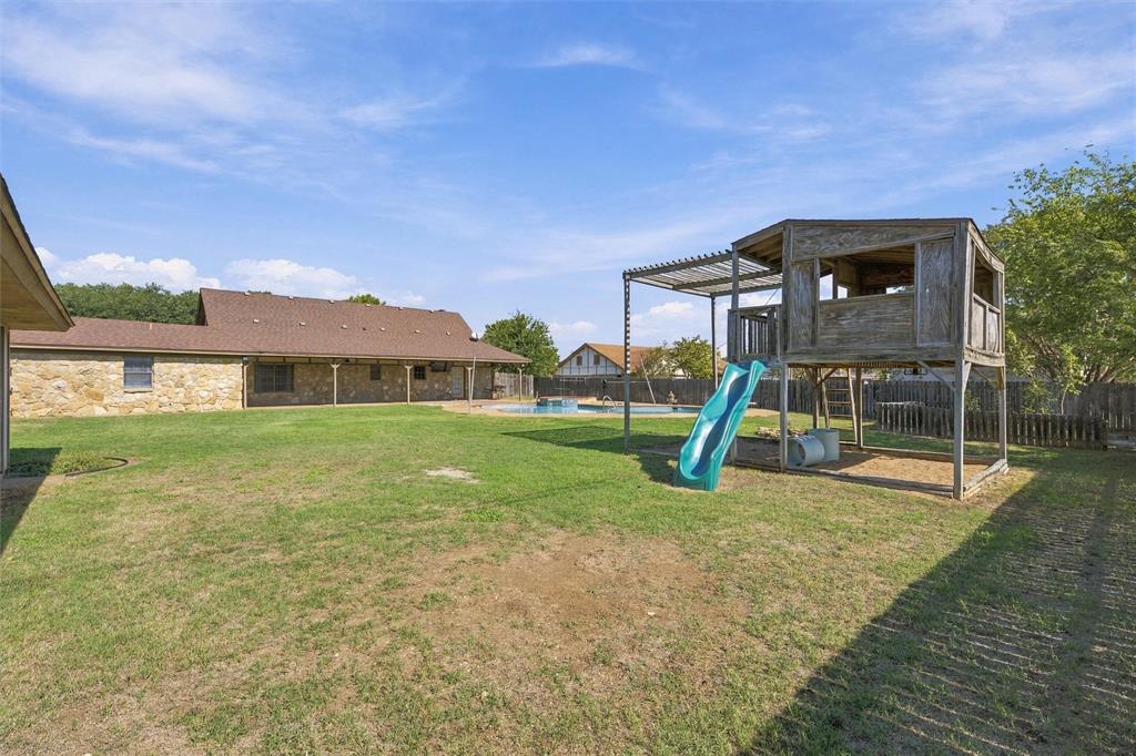 350 Jon Street, Lorena, TX 76655