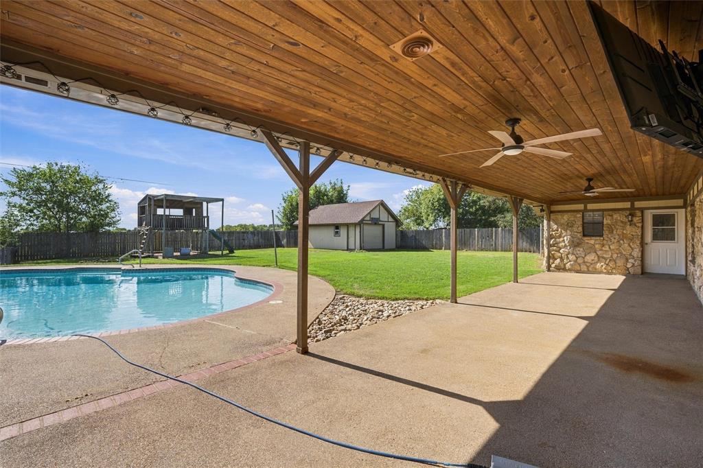 350 Jon Street, Lorena, TX 76655