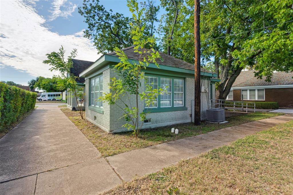 1221 Main Street, Garland, TX 75040