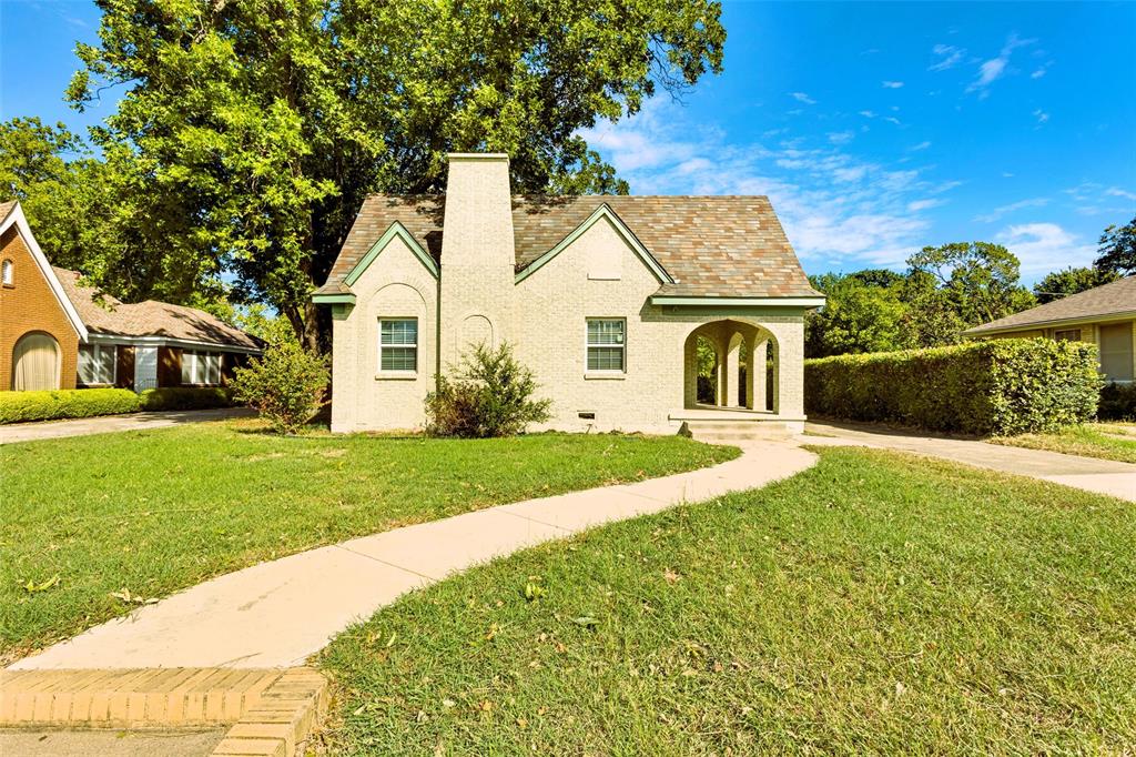 1221 Main Street, Garland, TX 75040 1221 Main Street, Garland, TX 75040