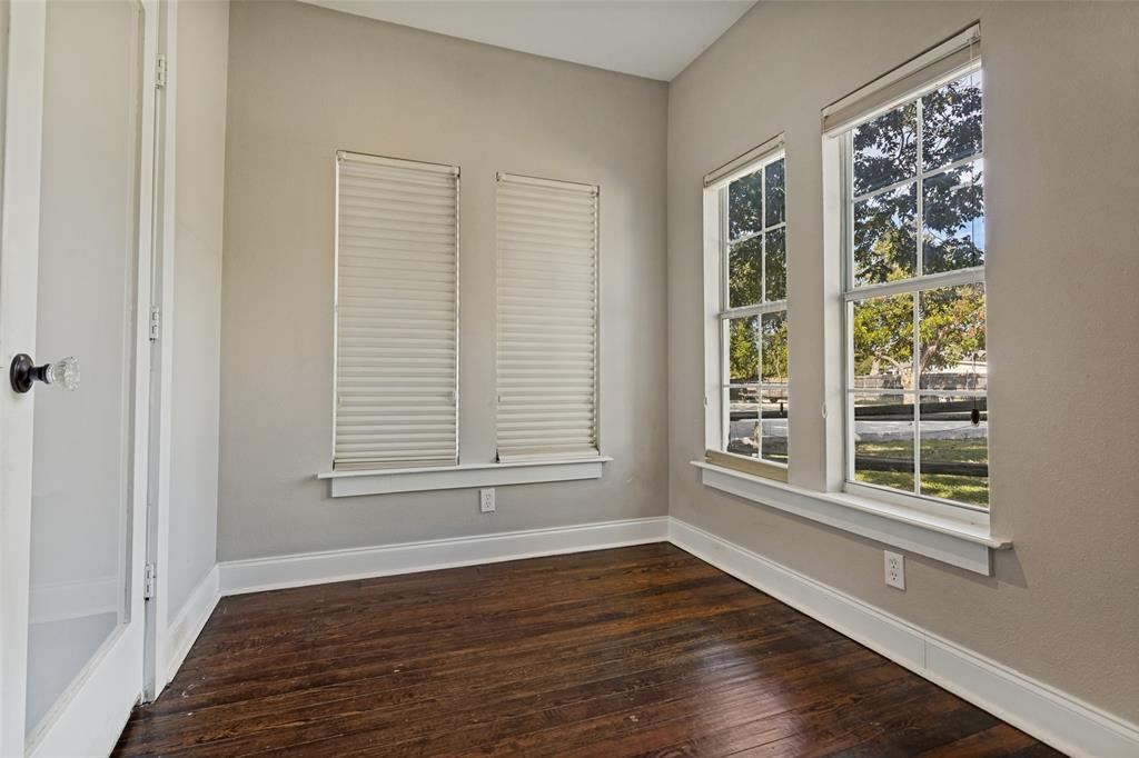 1221 Main Street, Garland, TX 75040