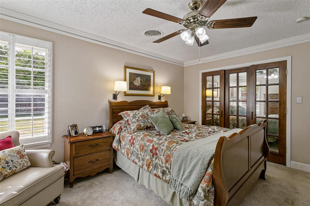4309 Selkirk Drive W, Fort Worth, TX 76109