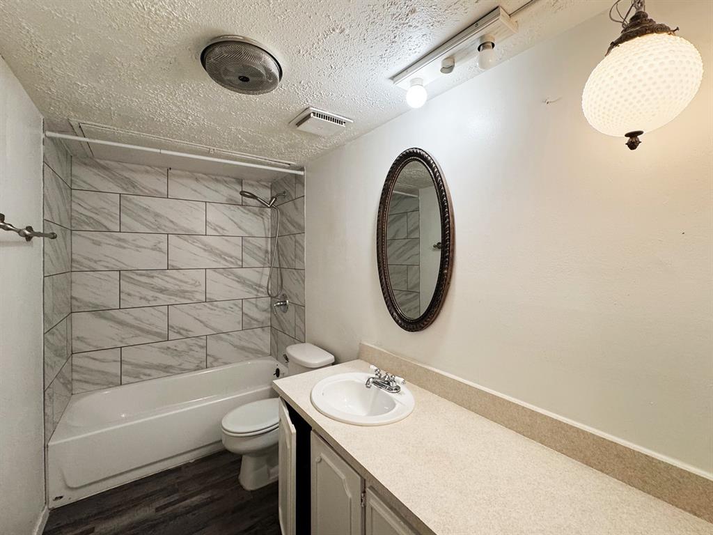 Hall bathroom showcasing shower