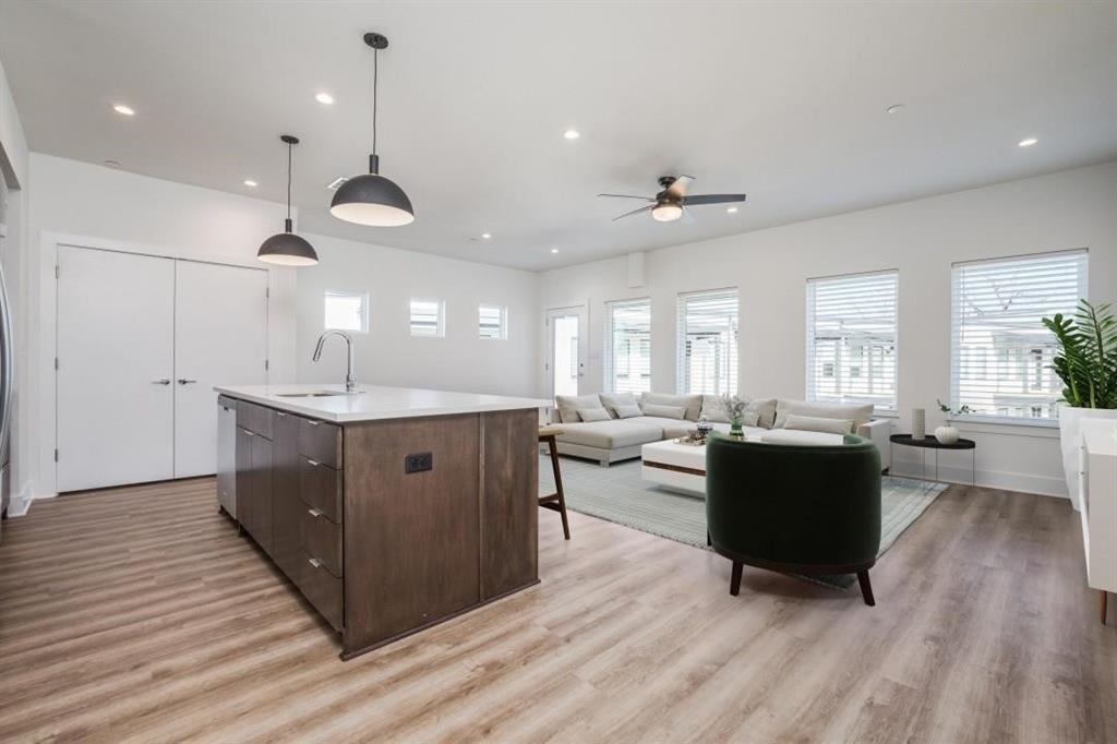 408 Dr Martin Luther King Jr Boulevard, #301, Waxahachie, TX 75165