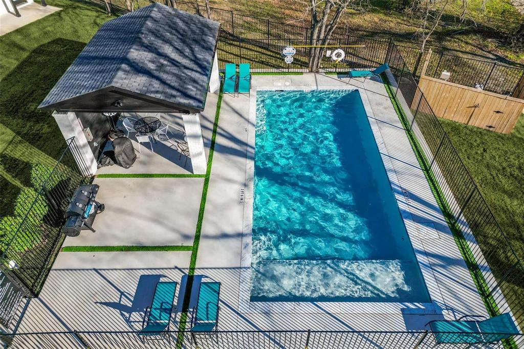 408 Dr Martin Luther King Jr Boulevard, #301, Waxahachie, TX 75165