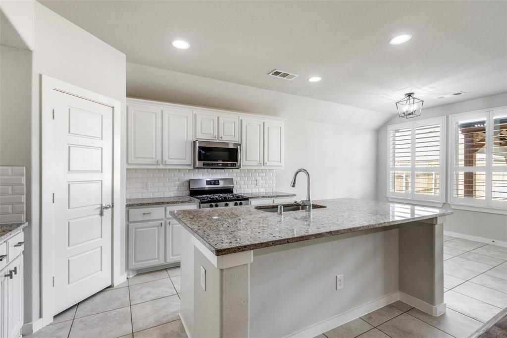 1205 Rocky Mountain Court, Celina, TX 75009