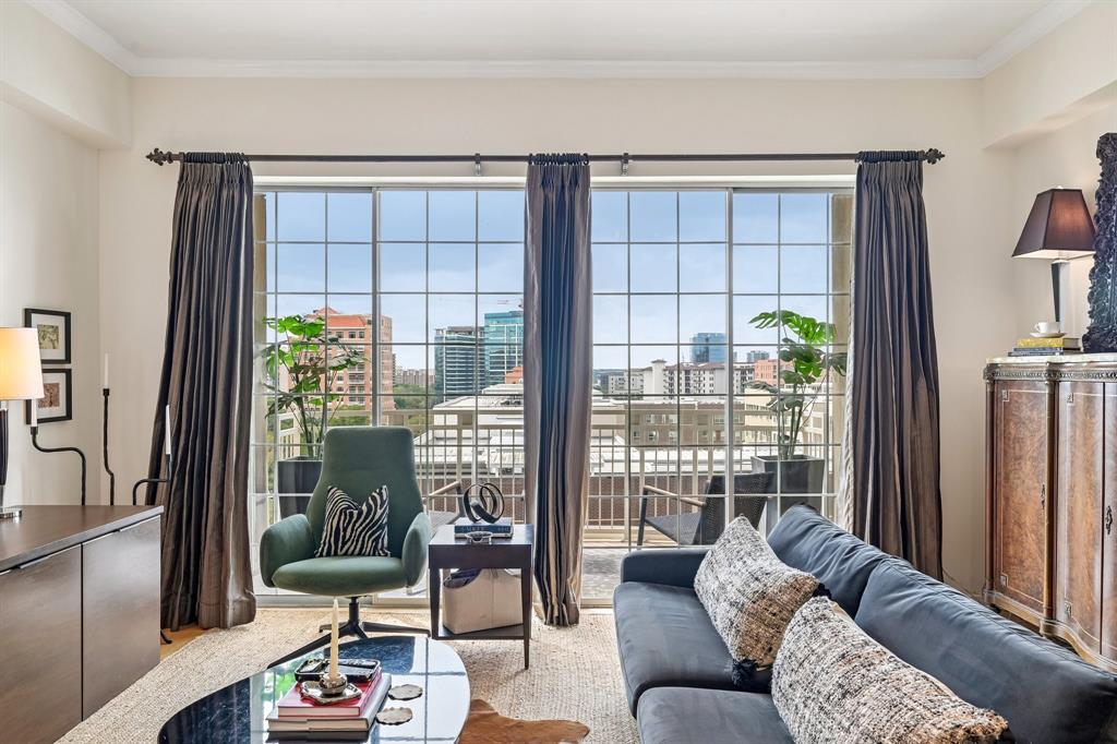 3225 Turtle Creek Boulevard, #914, Dallas, TX 75219