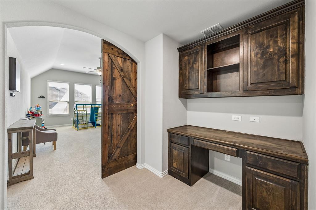 A great homework area or an additional office upstairs with built-ins.
