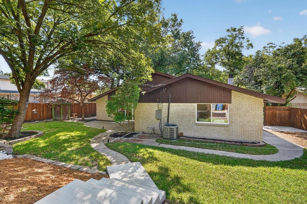 10615 Swallow Lane, Dallas, TX 75218