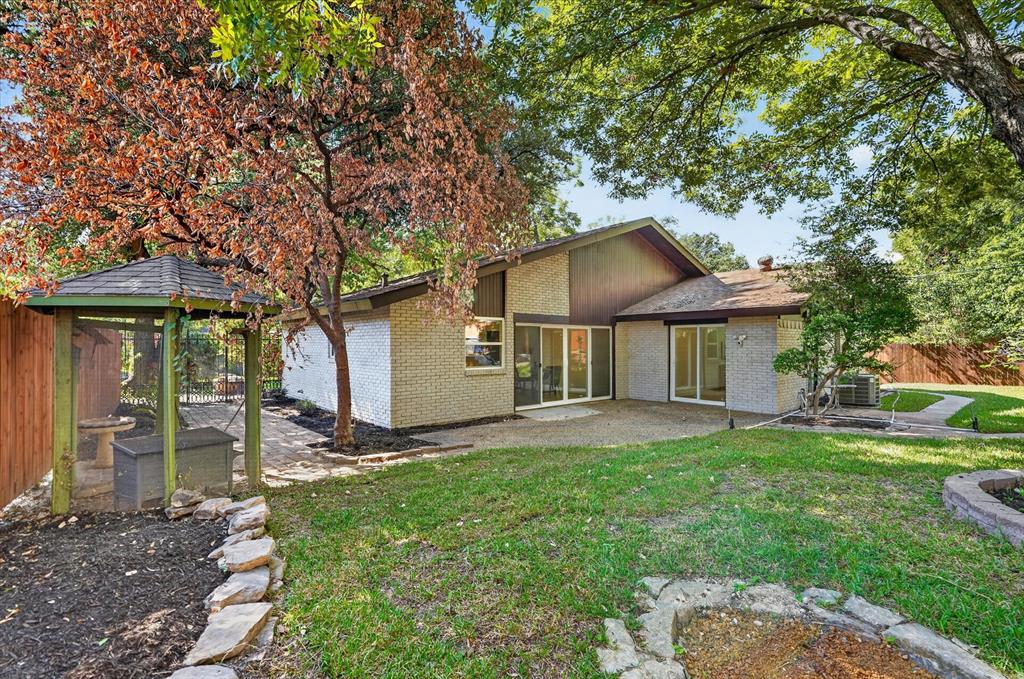 10615 Swallow Lane, Dallas, TX 75218