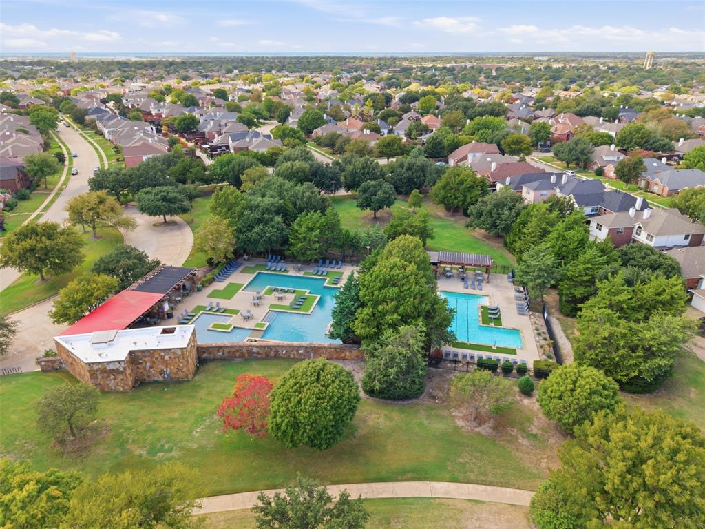 5609 Norris Drive, The Colony, TX 75056