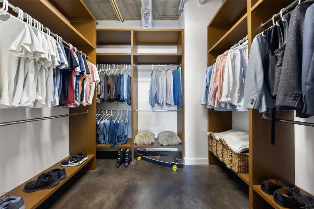 Primary Walk in Closet