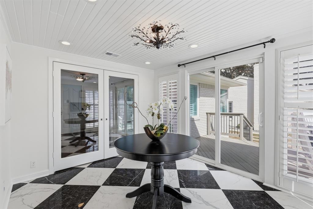 6235 Kenwood Avenue, Dallas, TX 75214