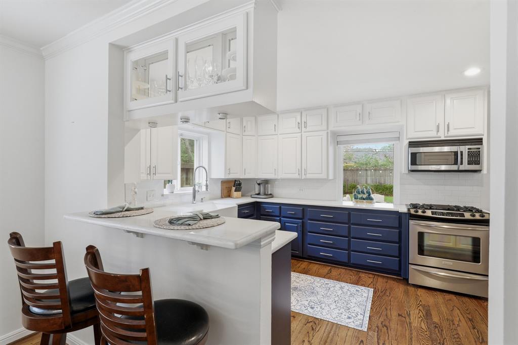 6235 Kenwood Avenue, Dallas, TX 75214