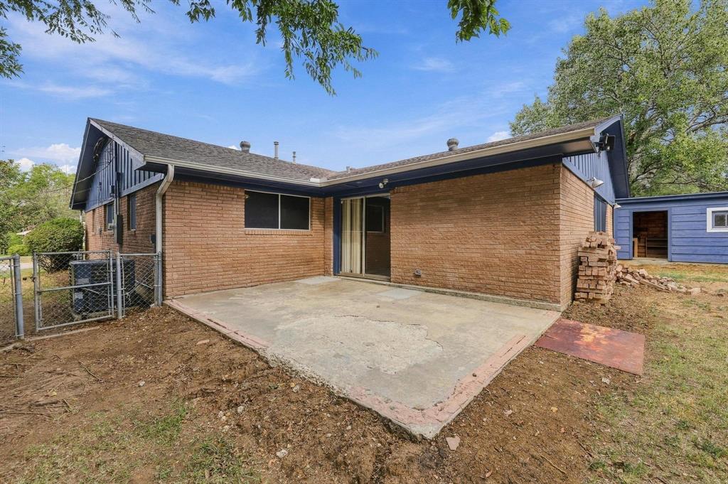 Back patio perfect for BBQs or relaxing
